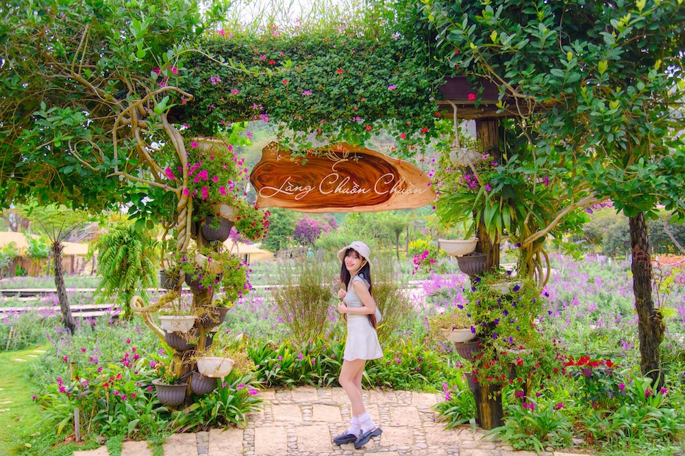 Chuồn chuồn Coffee & Bistro Đà Lạt