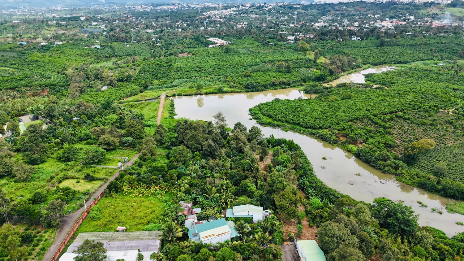 CẦN BÁN ĐẤT HẺM ĐƯỜNG HOÀI THANH