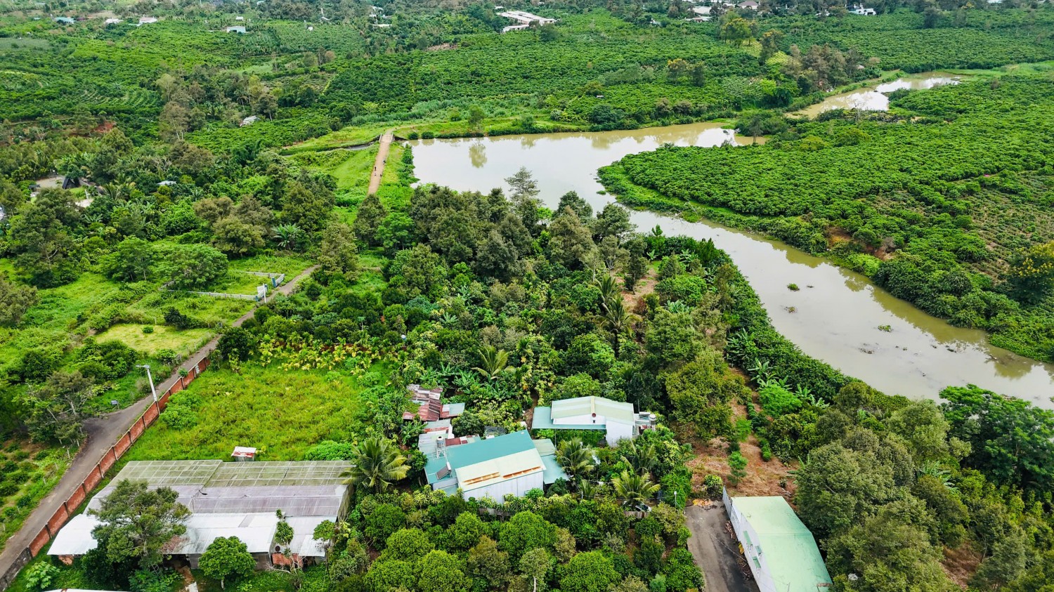 CẦN BÁN ĐẤT HẺM ĐƯỜNG HOÀI THANH