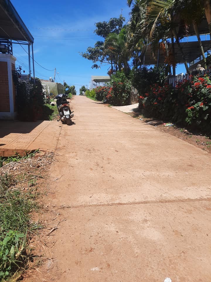 can ban nhanh lo dat dang ha gia con 650tr tai xa quang lap don duong