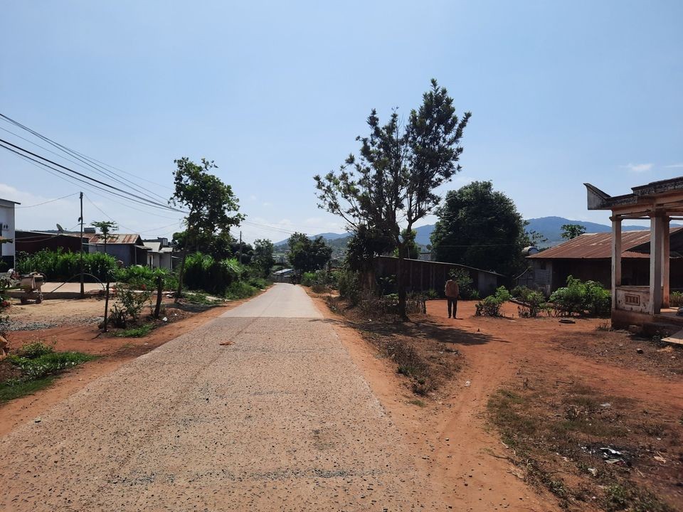 can ban gap lo dat co so hong rieng tai xa tu tra gan trung tam xa va truong hoc