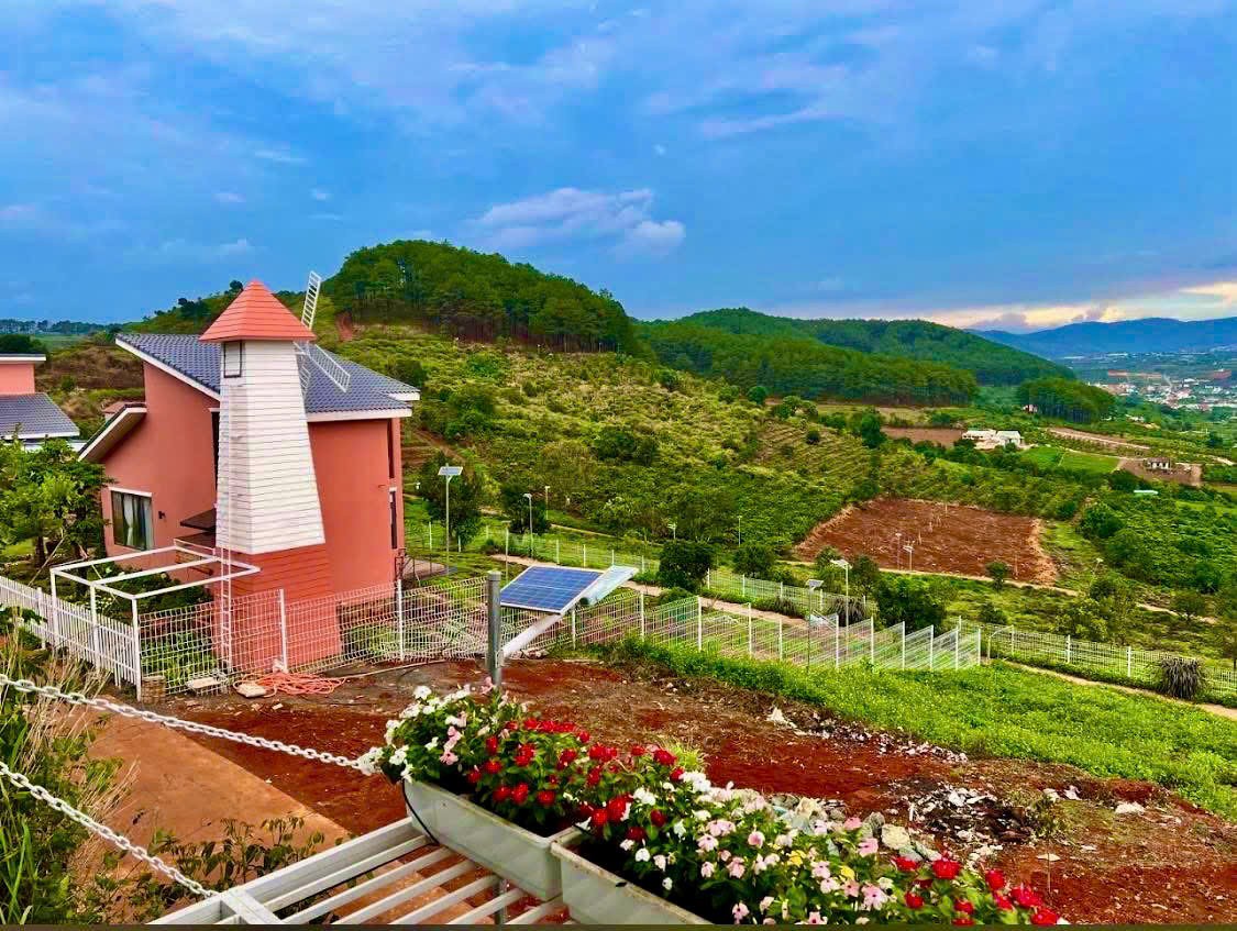 manh dat me linh gia re dep gan kdl nacaso hill dat thoang dep the cao view doi xanh muot