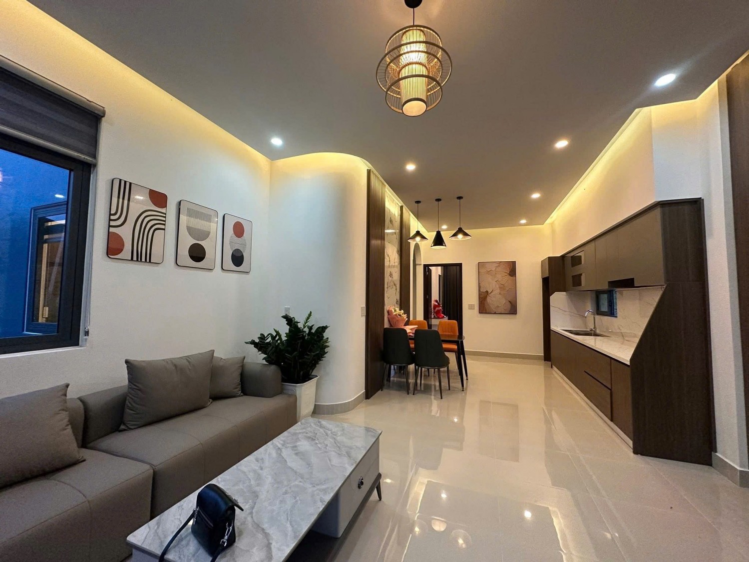 can nha nghi duong nam canh doi thong thiet ke hien dai full noi that