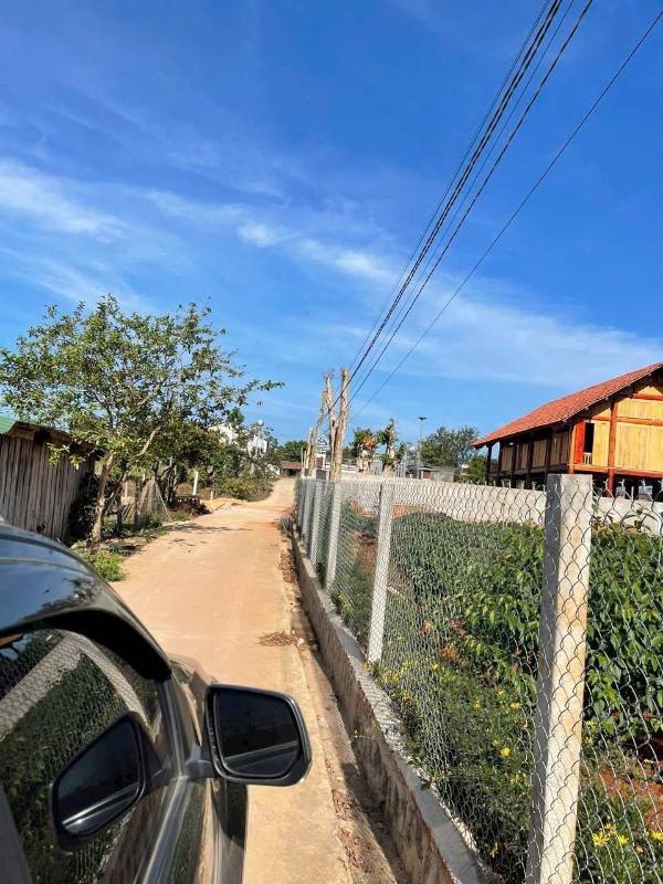 ban nha vuon ven tp da lat 700m2 chi 1ty370