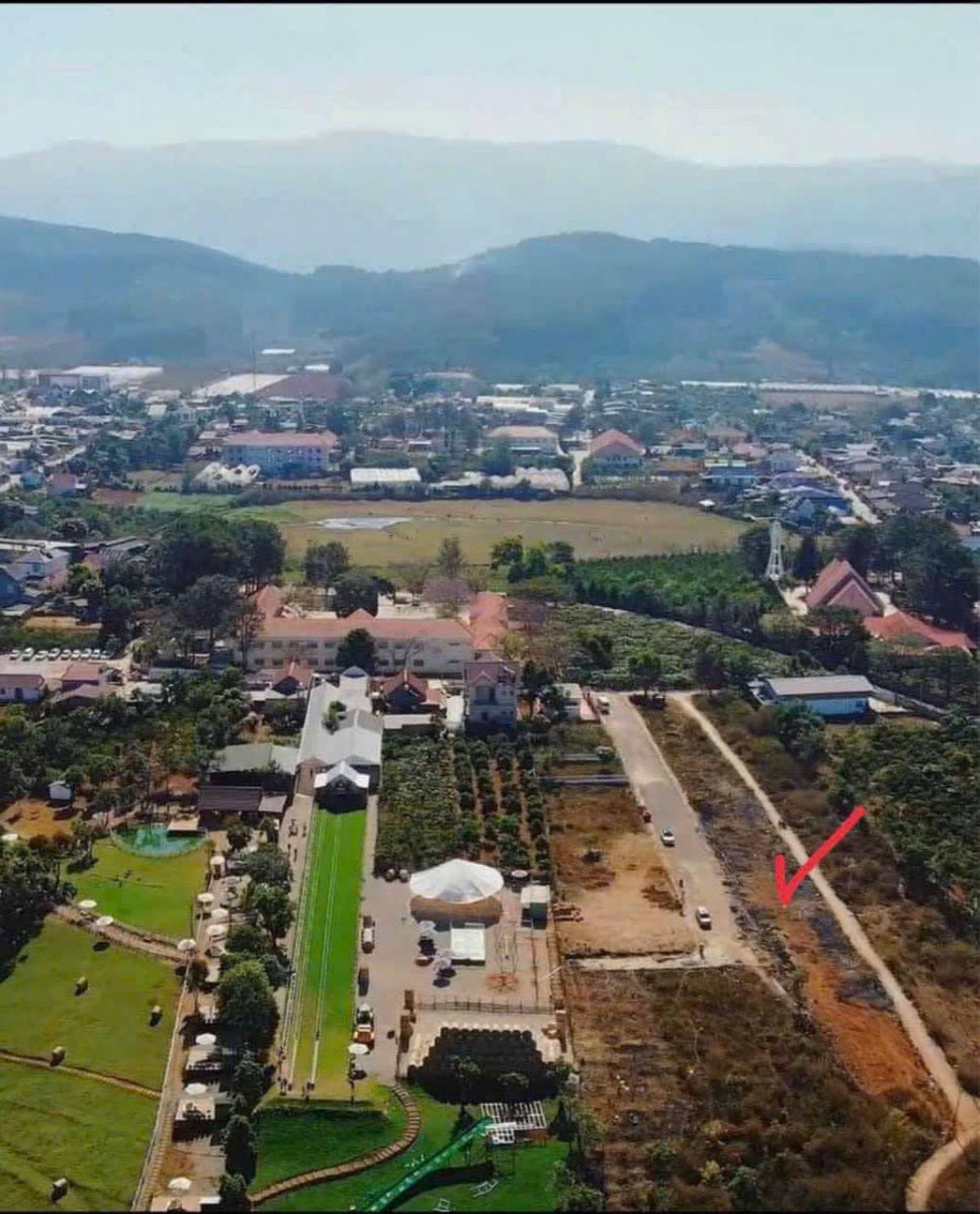 manh dat tho cu hiem o ta nung da lat gan dt725ngay chika farm thich hop xay nghi duong