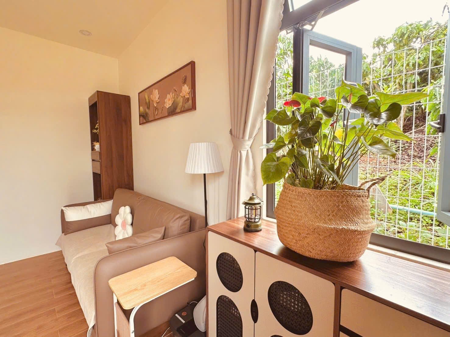 villa nghi duong moi dep xinh cach duong nhua 400m view doi thong mat me trong lanh
