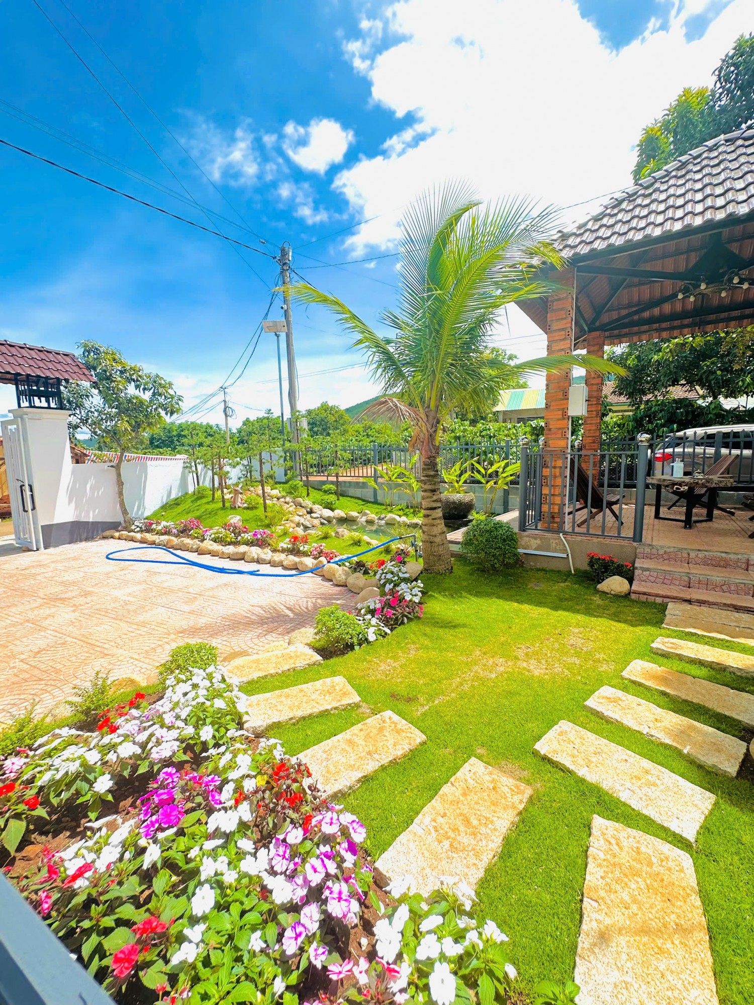 do khong co nguoi quan ly nen chu can ban nhanh villa mini san vuon tam huyet