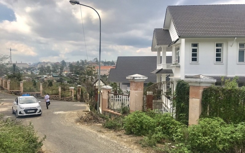 so huu ngay lo dat tai dong da  phuong 3 tp da lat  so hong rieng chi 890tr