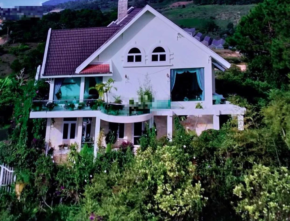 chinh chu can ban biet thu tren da nghit xa lat lac duong lam dong